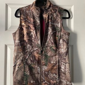 Field & Stream camo vest
